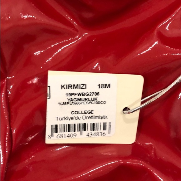 Red Patent leather jacket 18months - Picture 3 of 4